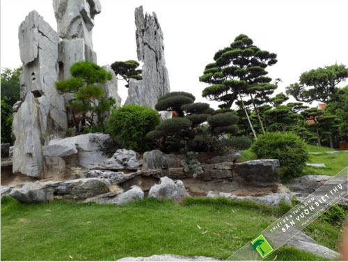 Đá, đồ trang trí không thể thiếu trong mỗi sân vườn hiện đại